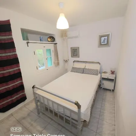 Apartment Charming House With Stunning View Arvanitakeika