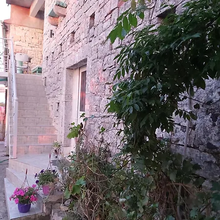 Charming House With Stunning View * Arvanitakeika