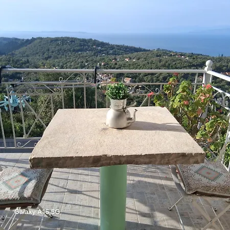 Charming House With Stunning View Apartment
