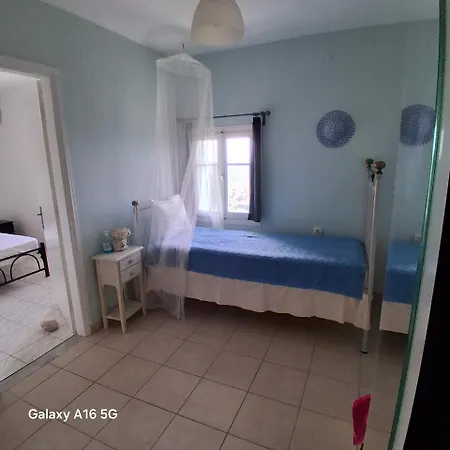 Apartment Charming House With Stunning View Arvanitakeika