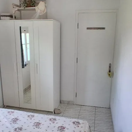 Charming House With Stunning View Arvanitakeika