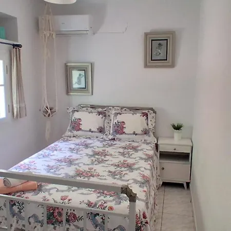 Charming House With Stunning View Apartmán *