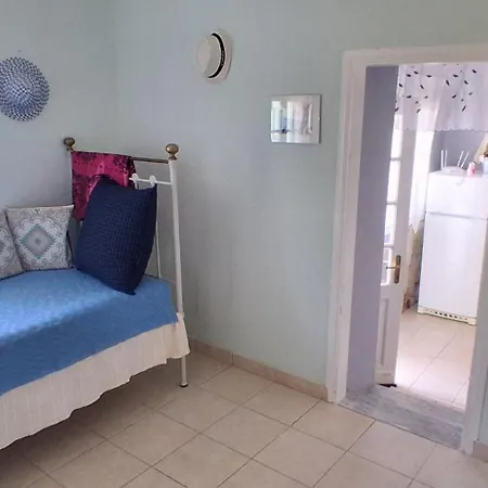 Charming House With Stunning View Apartmán Arvanitakeika
